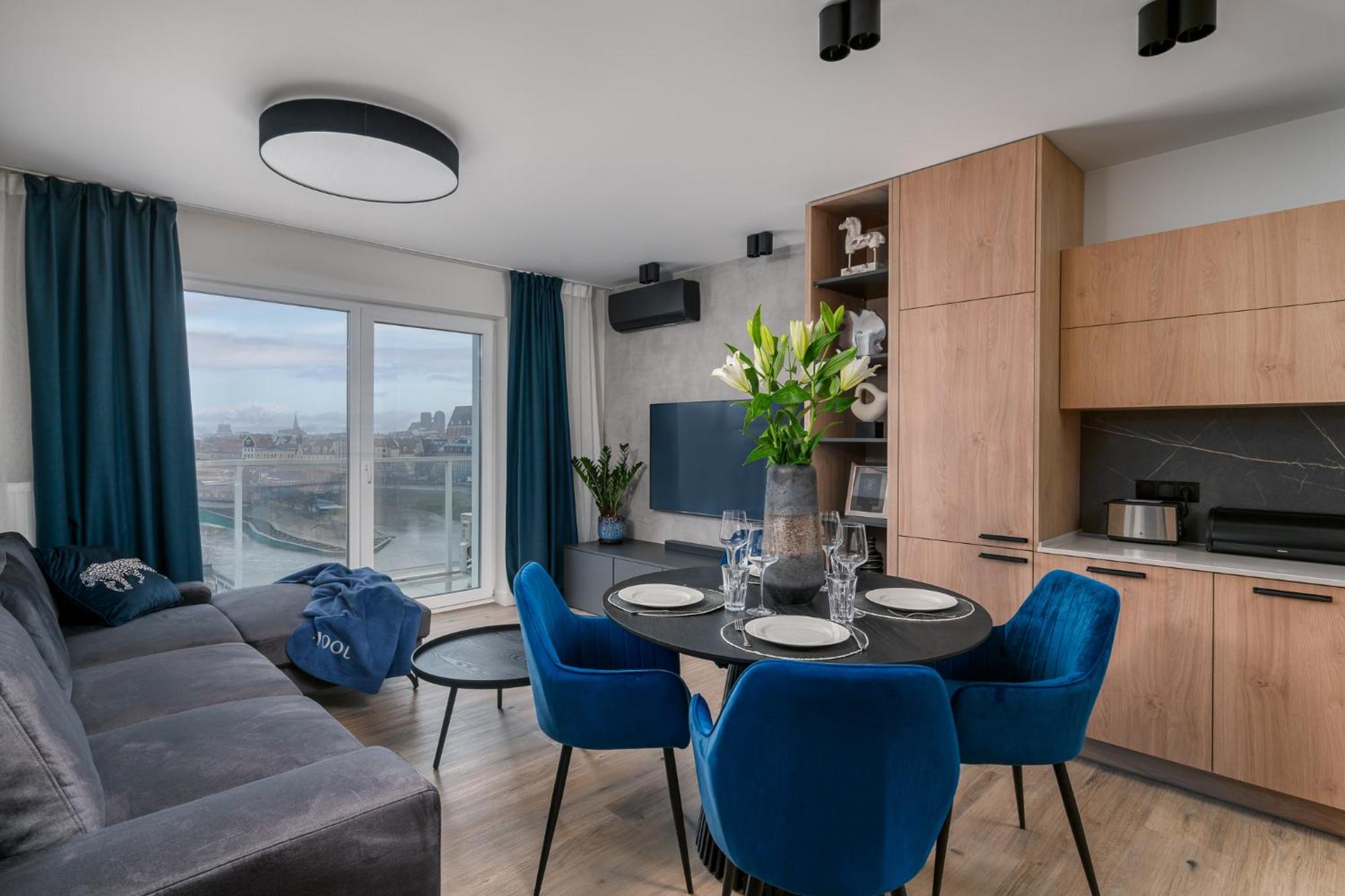 Nice View Apartment, Free Underground Parking, City Square 6 Min Breslavia Esterno foto